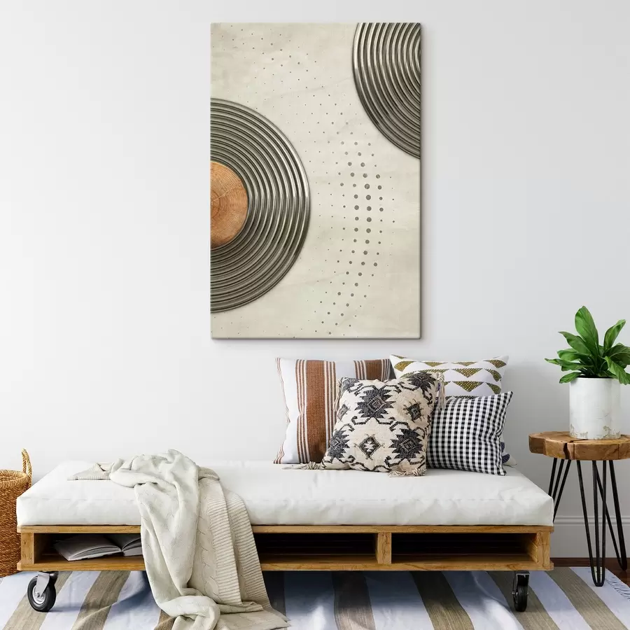 Glezna Apļveida metāla gredzens ar brūnu apli s37032