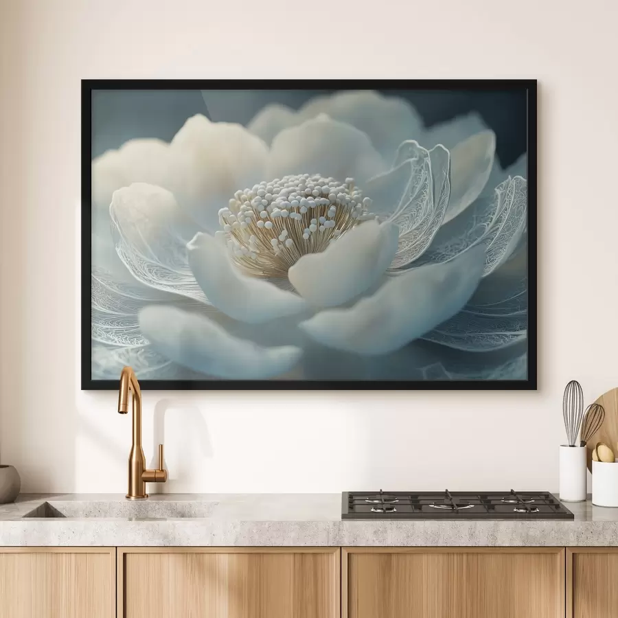 Fototapetes Balts gaisīgs zieds ar rakstiem uz ziedlapiņām f41838