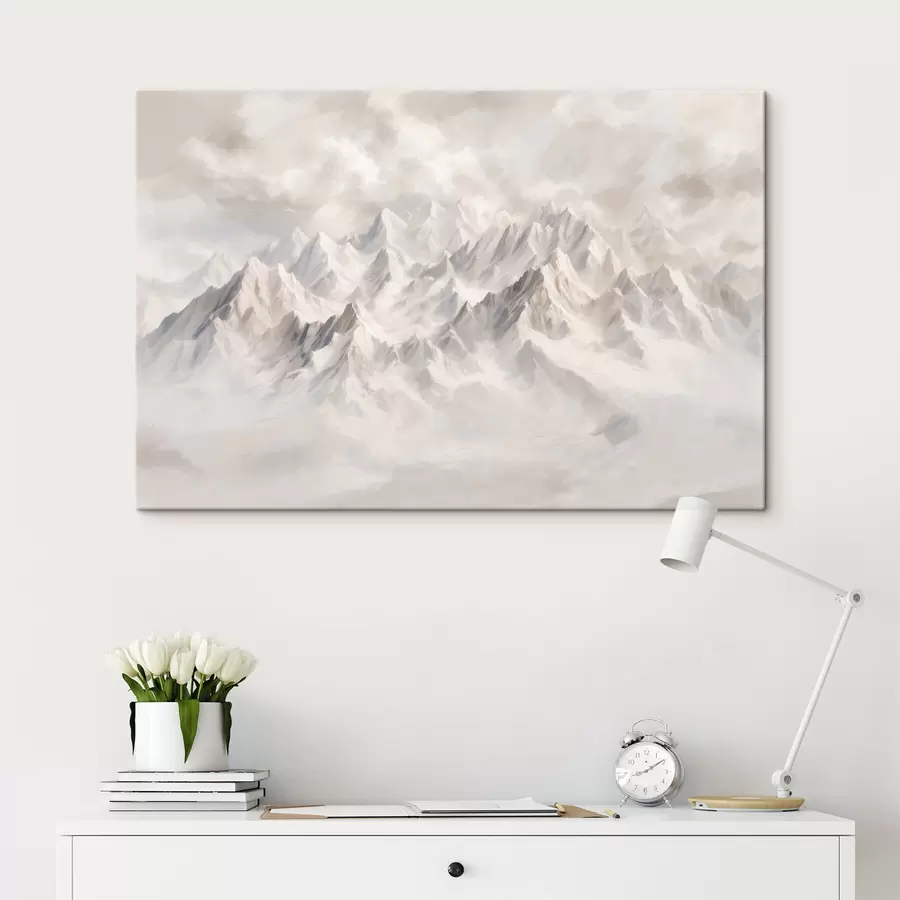 Glezna Balti sniegotie kalni miglā s40629