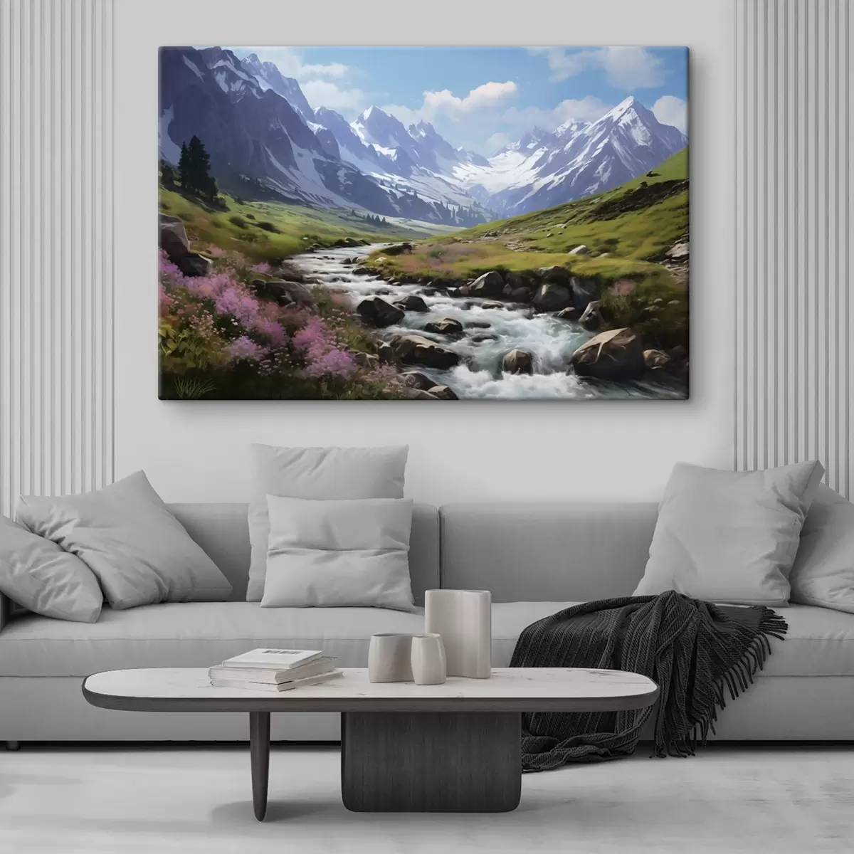 Glezna Kalnu ainava ar strauju straumi, ziedošām pļavām un sniegotām virsotnēm pie apvāršņa zem koši zilām debesīm. s42563