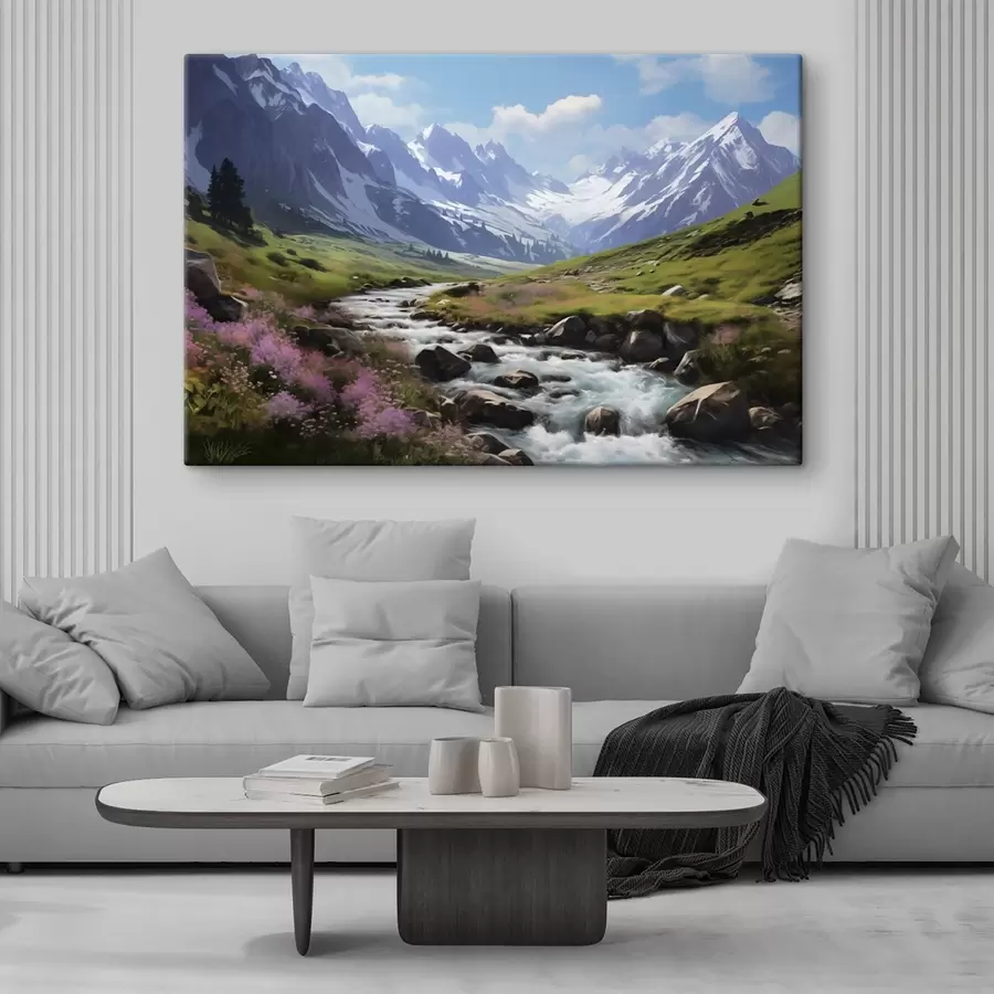 Glezna Kalnu ainava ar strauju straumi, ziedošām pļavām un sniegotām virsotnēm pie apvāršņa zem koši zilām debesīm. s42563