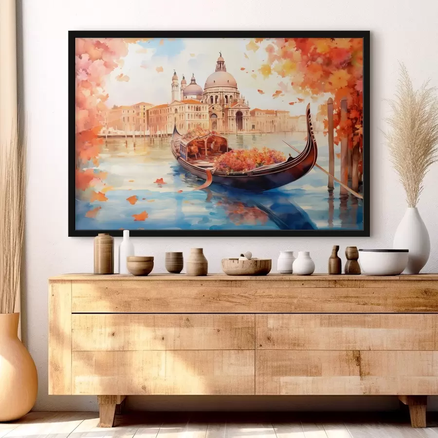 Fototapetes Venēcijas rudens skats ar gondolu, ko ieskauj koši oranžās un sarkanās lapas, un ēku atspulgi mierīgajā kanāla ūdenī. f42576