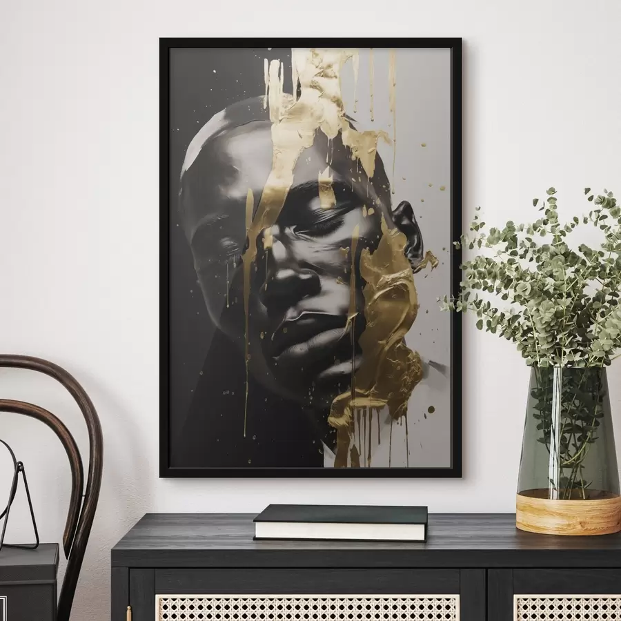 Fototapetes Abstrakts vīrieša portrets gludos melnbaltos toņos, ko izceļ spilgti siltas krāsas otas triepieni, kas rada dinamisku efektu. f42623