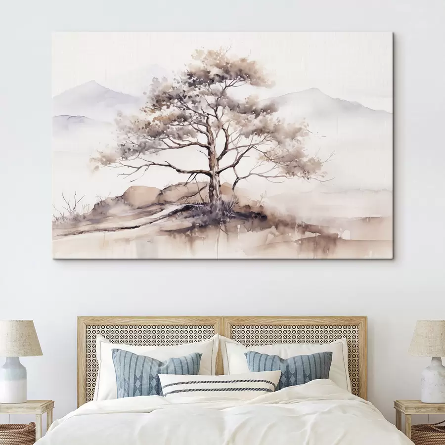 Glezna Vientuļš koks ar savītu stumbru un retiem zariem uz maiga, klusināta kalnu fona  s42715