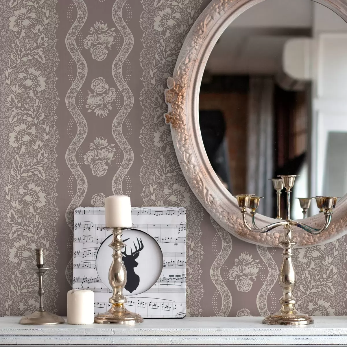 Tapetes Maigs ģeometriskais ornaments ar ziediem un izliektām līnijām a00033