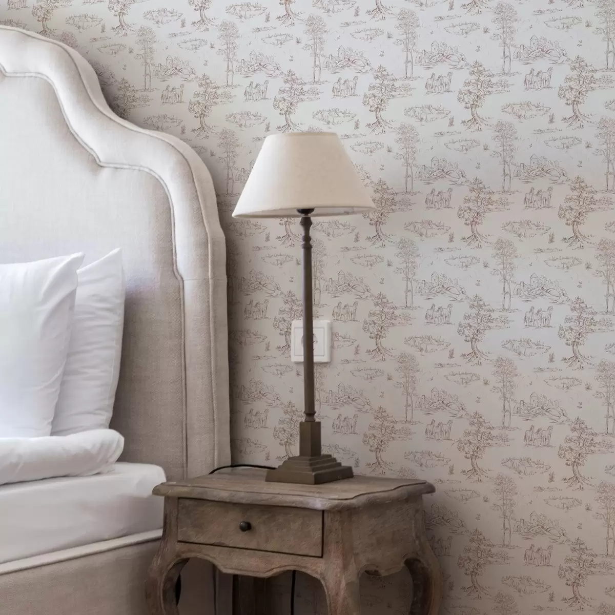 Tapetes Lauku ainava ar pili un zirgiem a00133