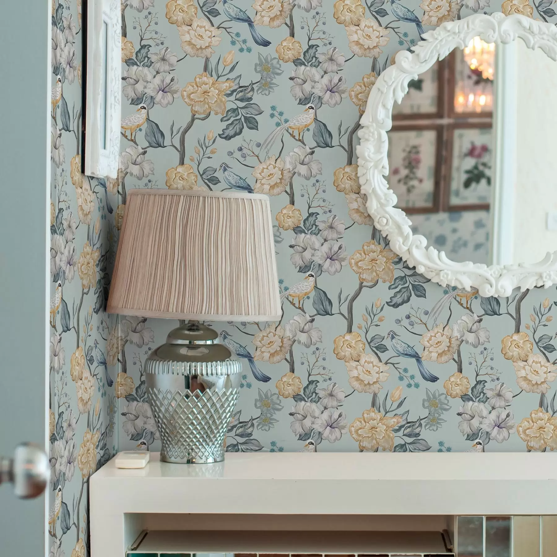 Fototapetes Ziedi un putni uz zila fona a00134