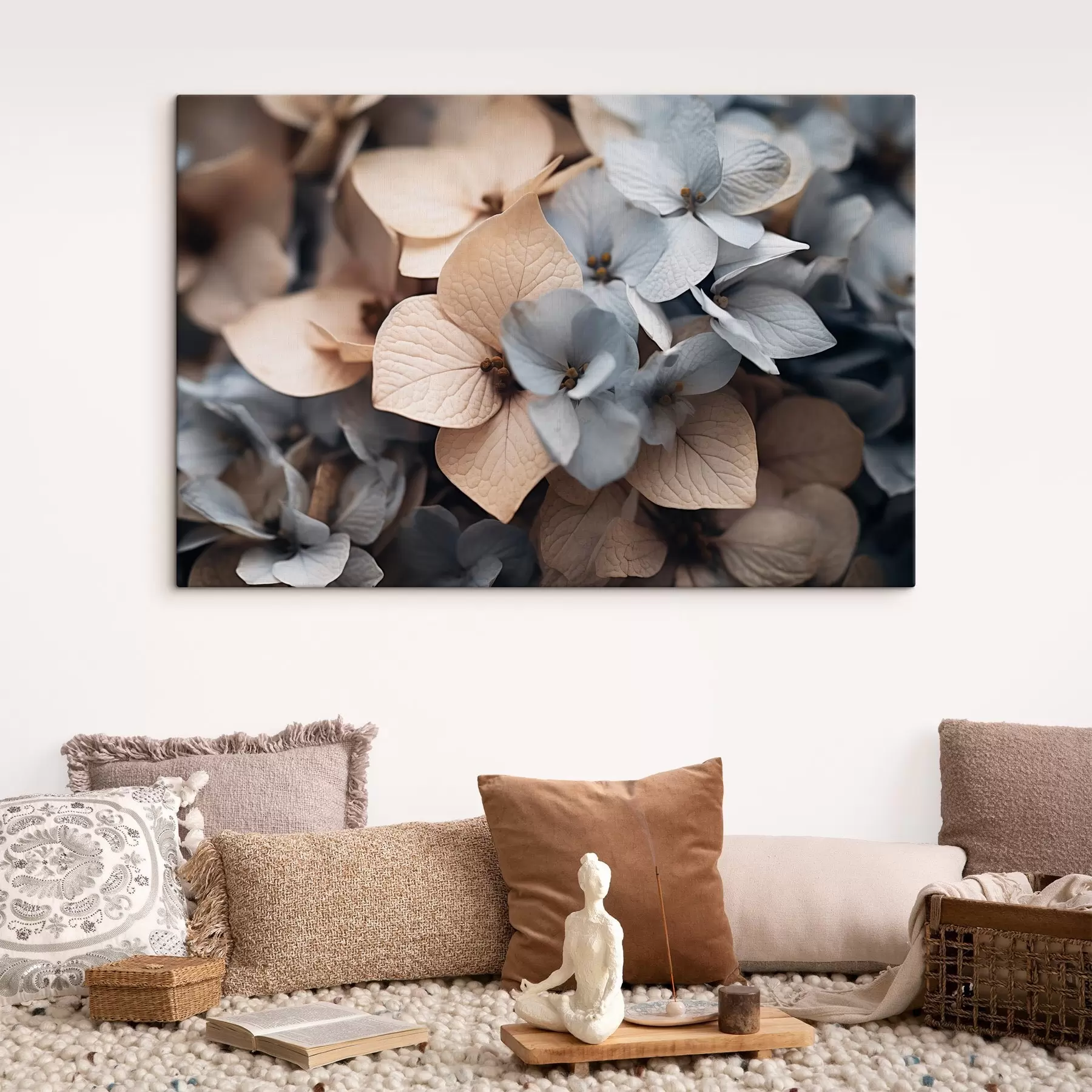 Fototapetes Hortenzijas ziedi, gaiši zilas un bēšas ziedlapiņas, ar detalizētu tekstūru, eleganta ziedu kompozīcija s44394