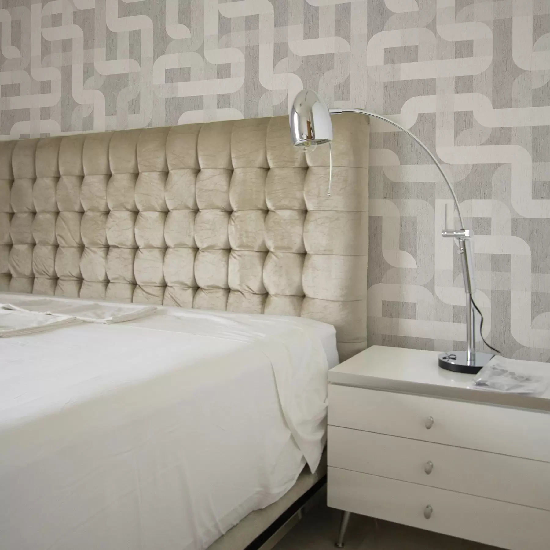 Fototapetes Moderns grafisks raksts ar izliektām līnijām a00190