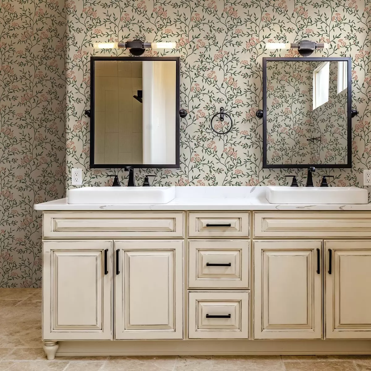 Tapetes Apasti zari ar koraļļu ziediem, ziedu raksts a00221