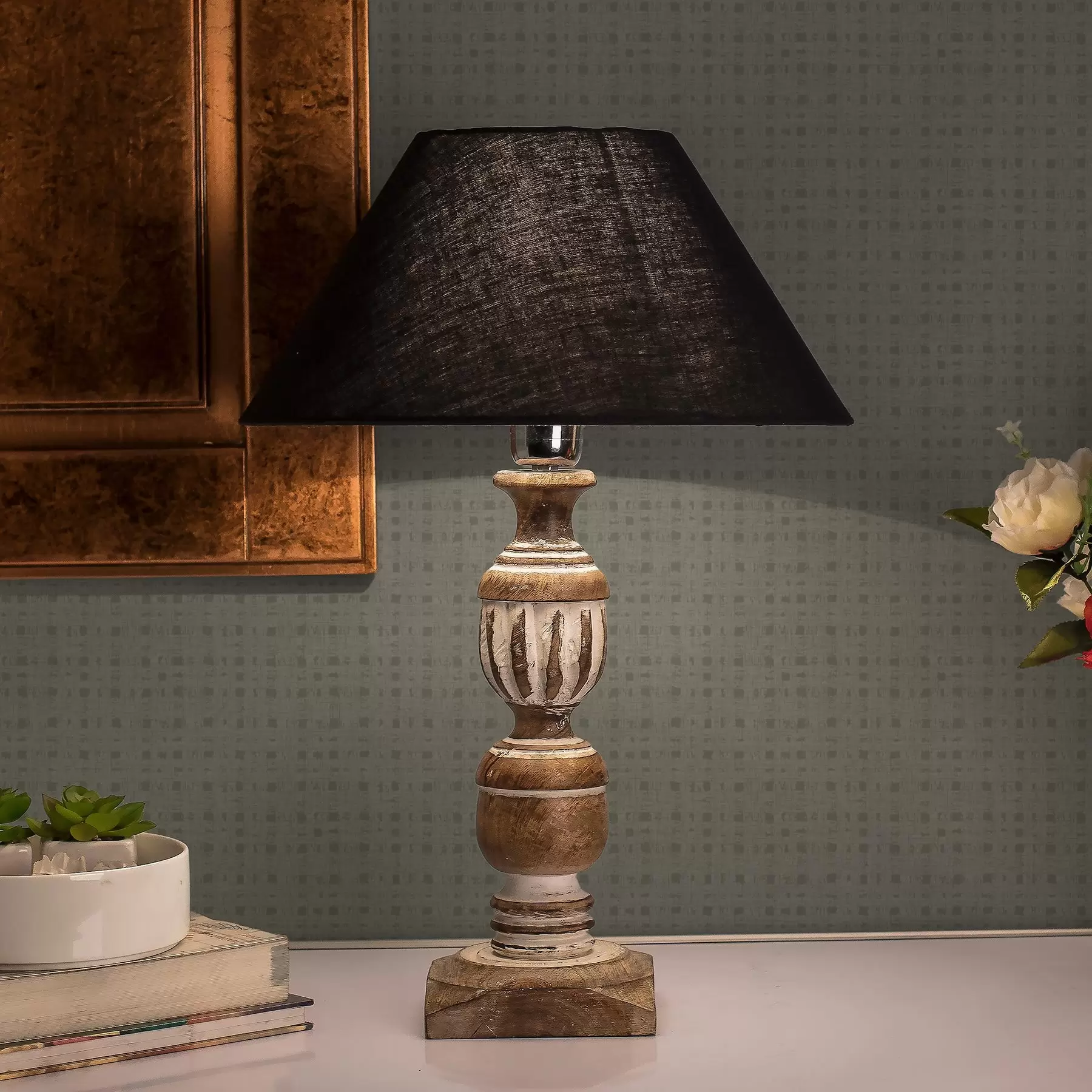 Fototapetes Mazs zaļš būris, teksturēts fons retro stilā a00234