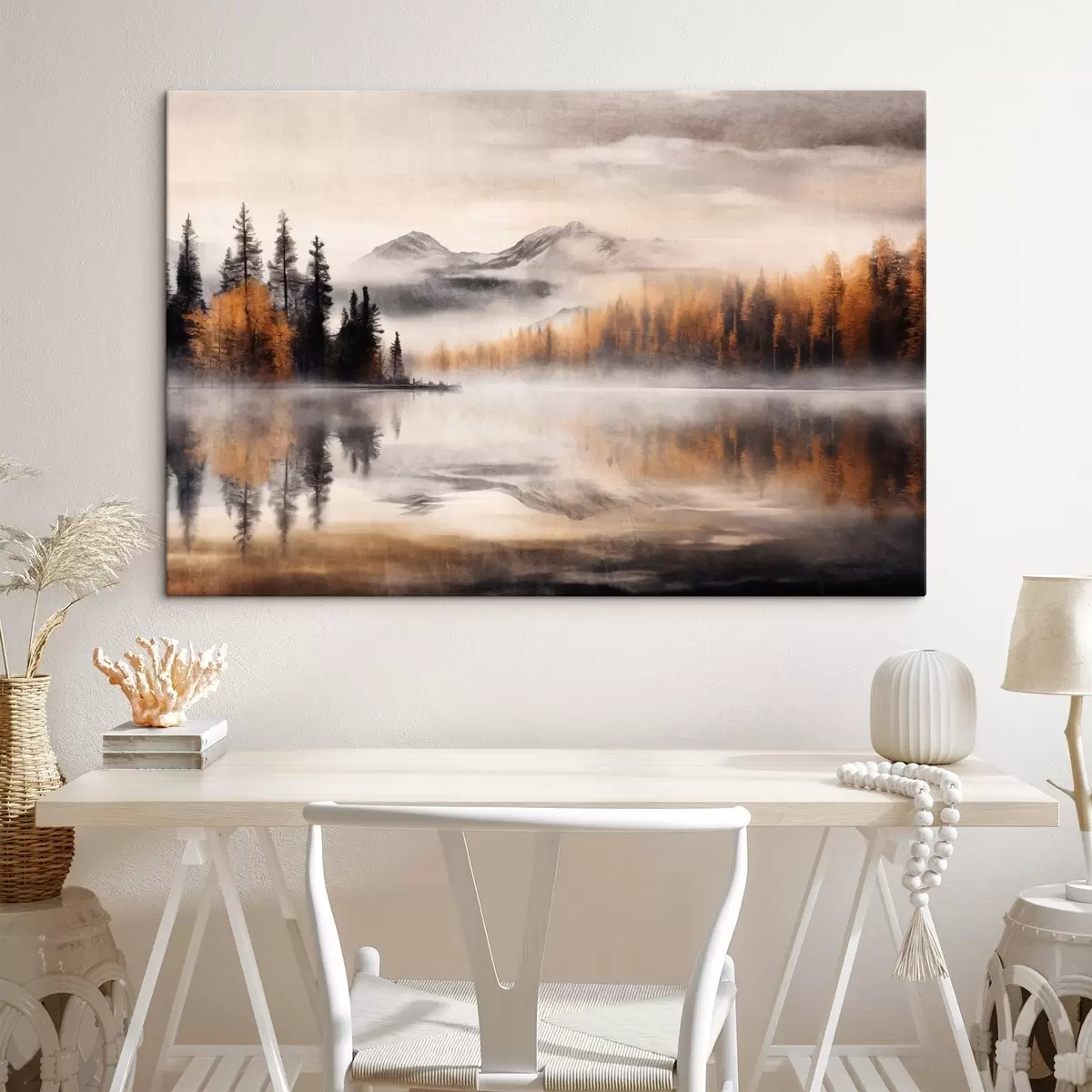 Glezna Miglaina ezera ainava ar priežu kokiem un kalniem, mākoņaini pelēkas debesis  s44856