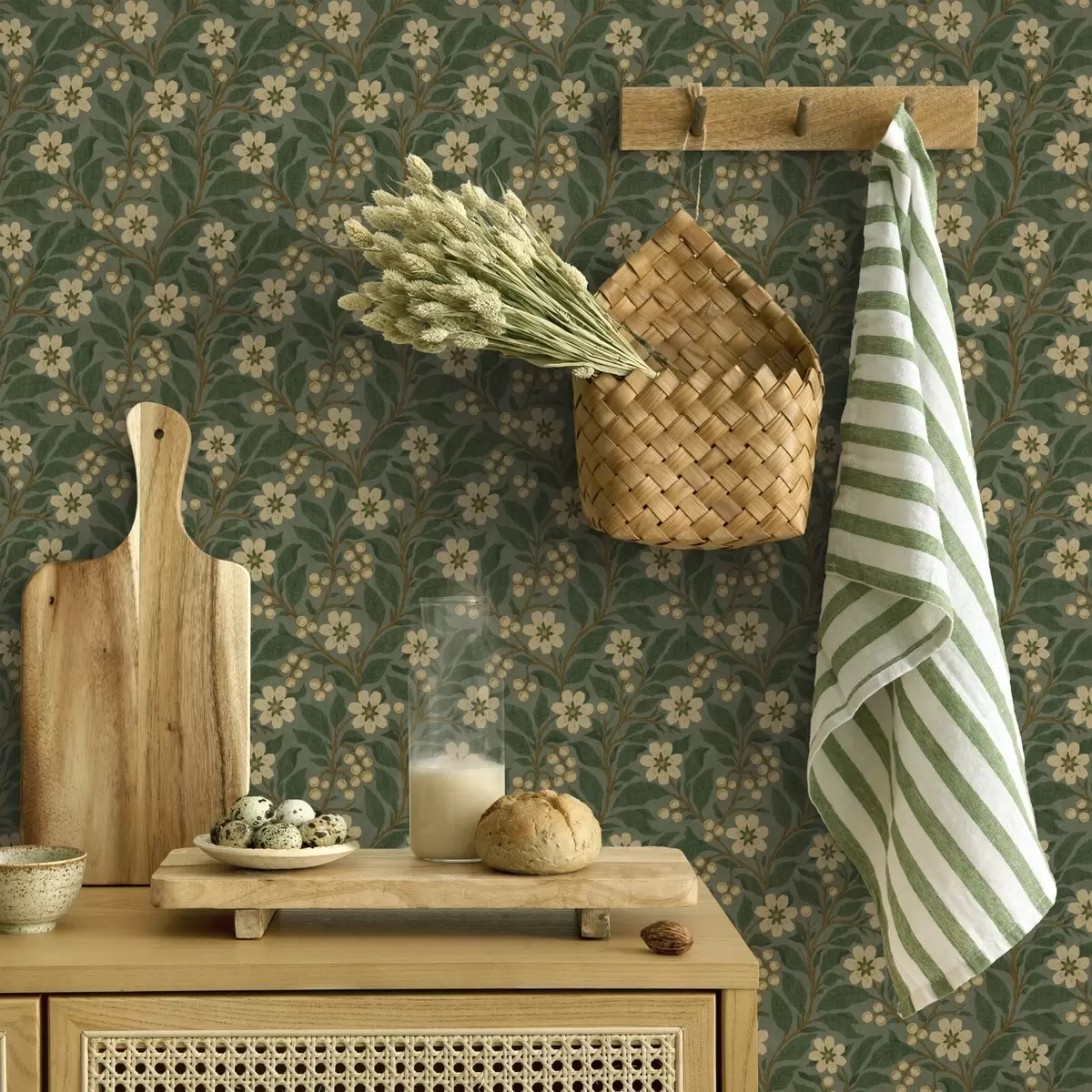 Tapetes Dzelteni ziedi un ogas uz zaļa fona a00242