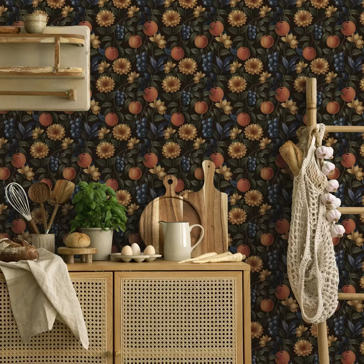 Tapetes Augļi un dzeltenas puķes uz tumša botāniskā fona a00395