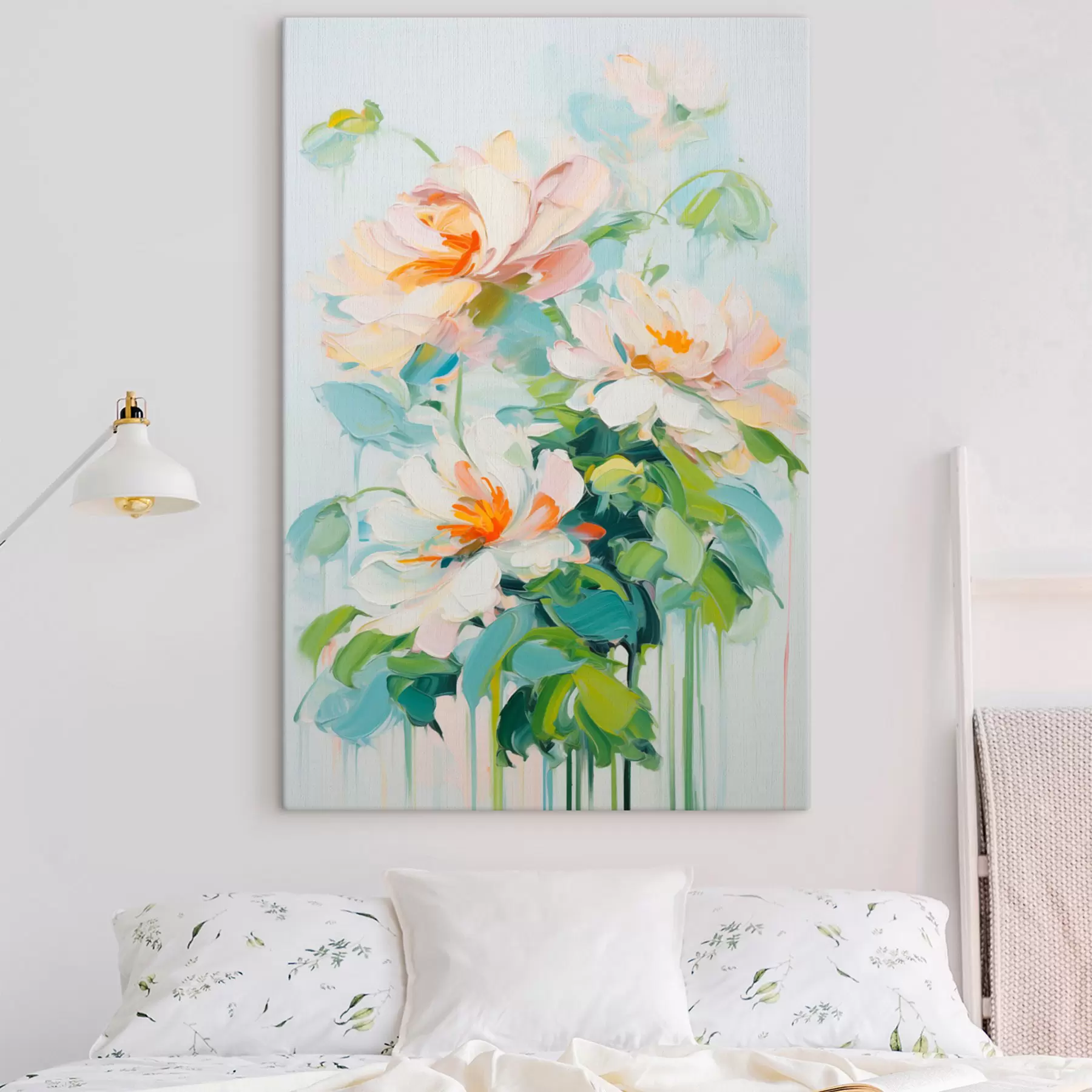 Glezna Balti un pasteļkrāsas persiku ziedi, zaļas lapas, mīksti triepieni ar otu, eļļas glezna imitācija, gaiši zils fons s45550