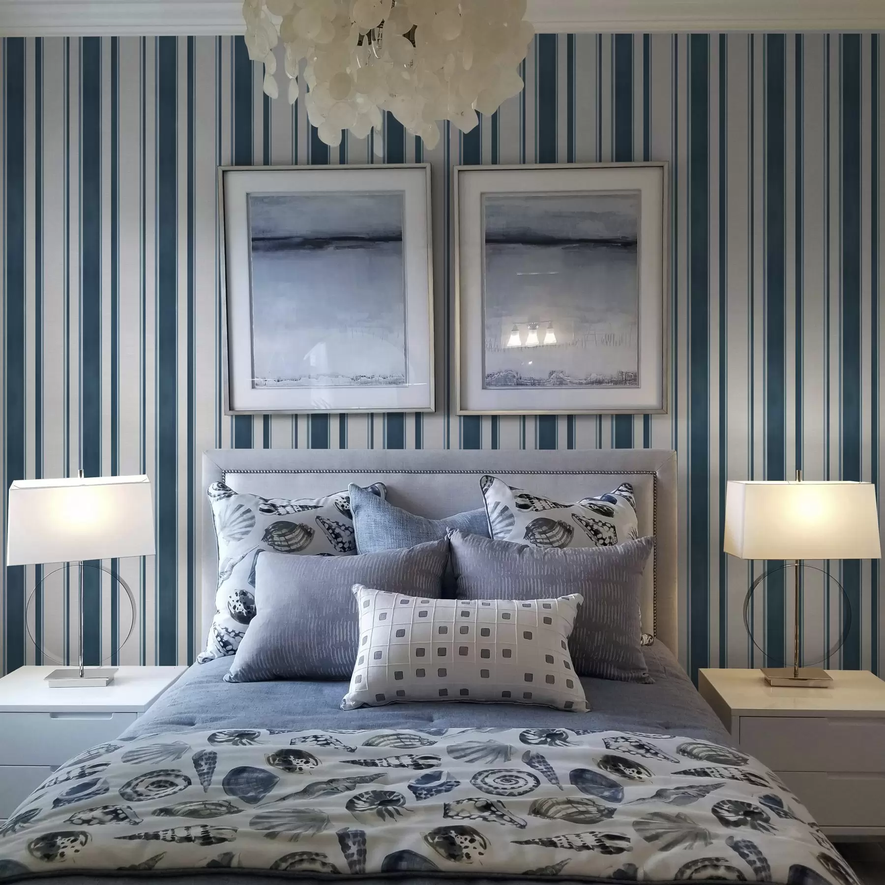 Fototapetes Turkīza svītru kombinācija uz balta fona ar ritmu a00527