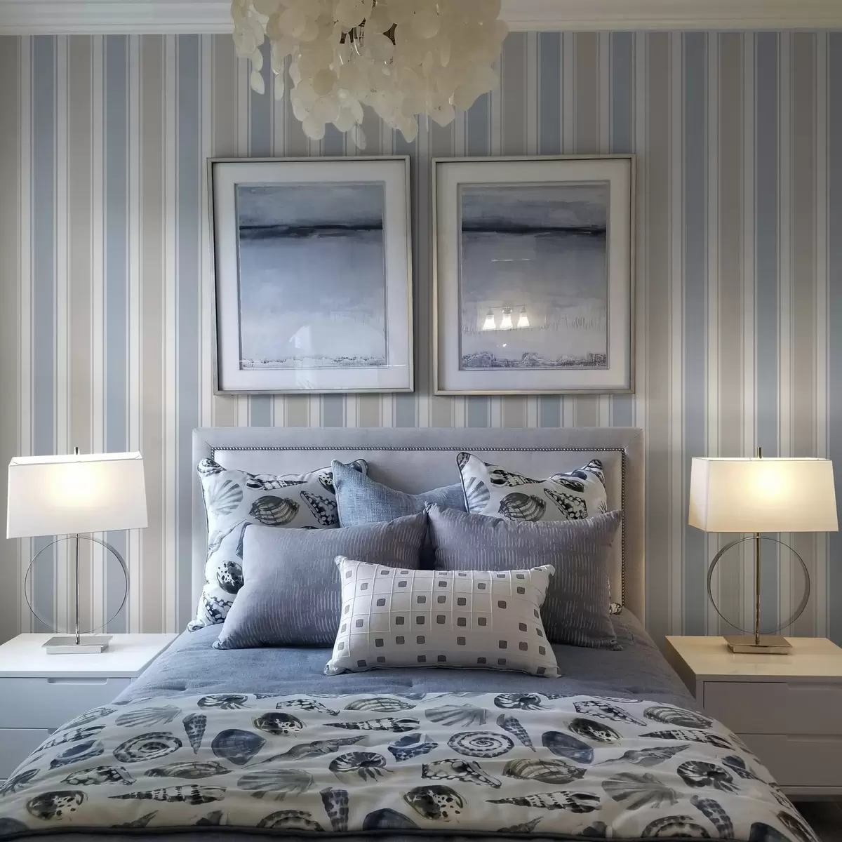 Tapetes Pelēkas un zilas platas svītras kombinācija a00557