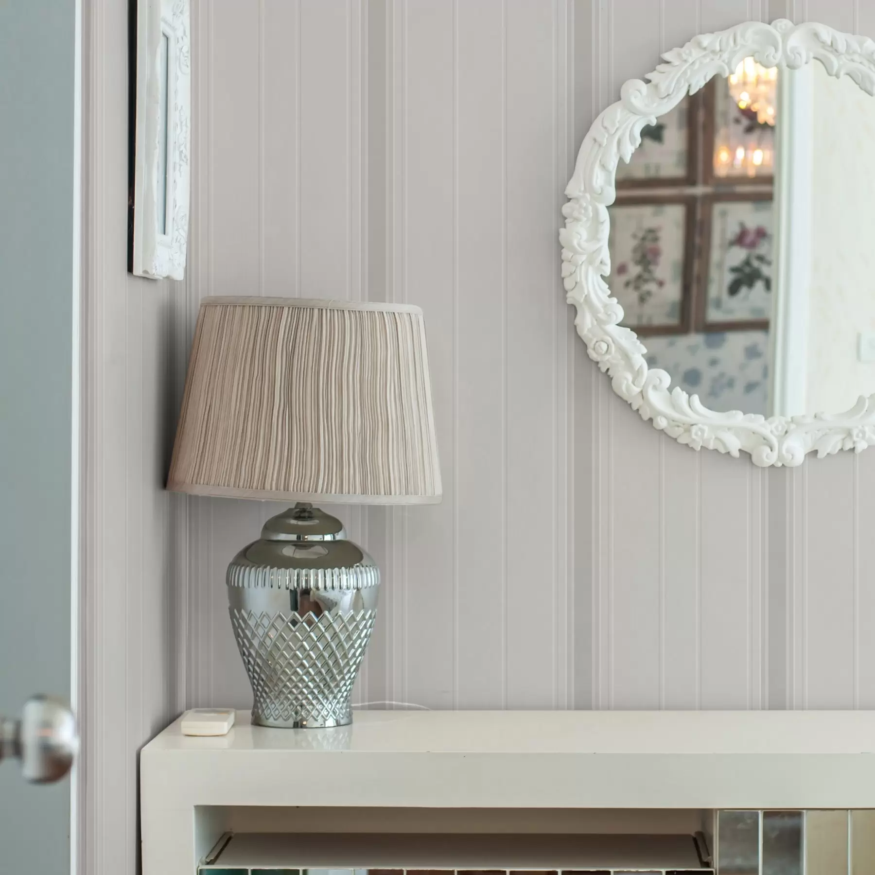 Fototapetes Bēšs fons ar plānām un vidēji pelēkbaltām svītrām a00559