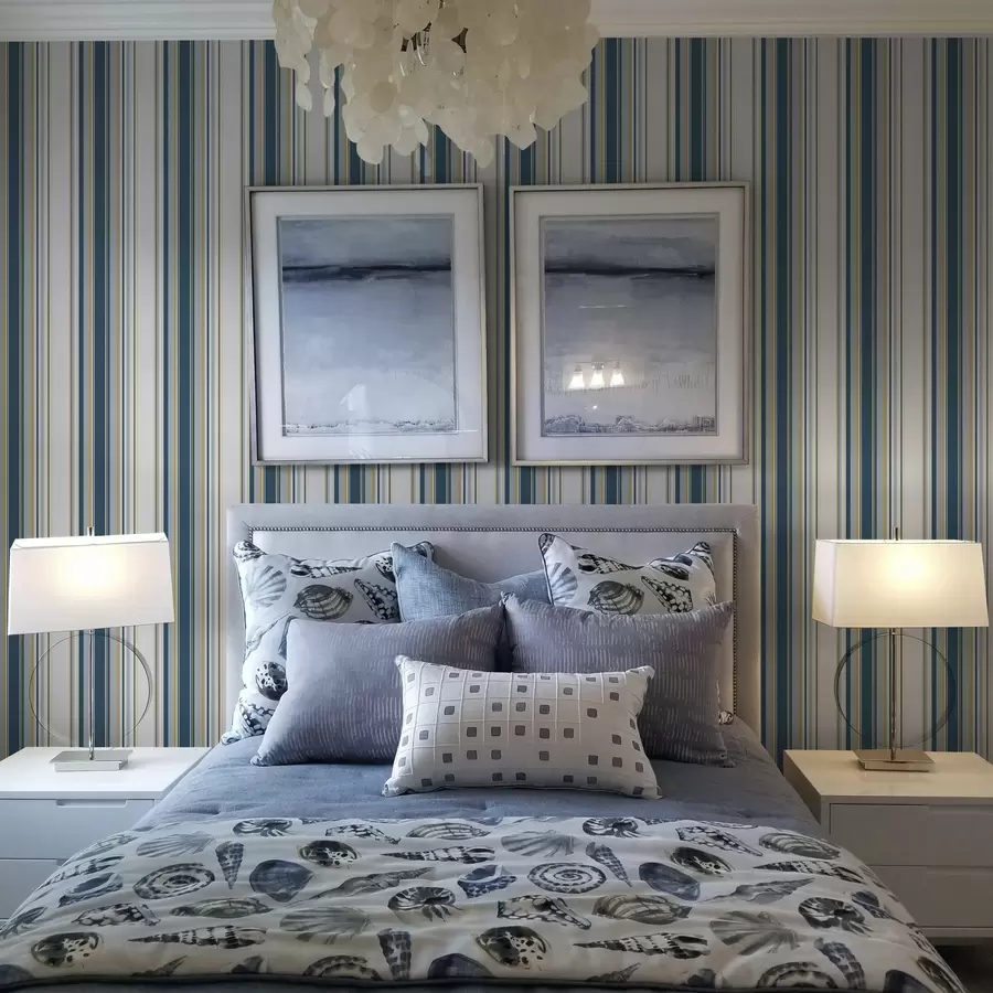 Fototapetes Kontrastējošas zilas un dzeltenas svītras uz balta fona a00566