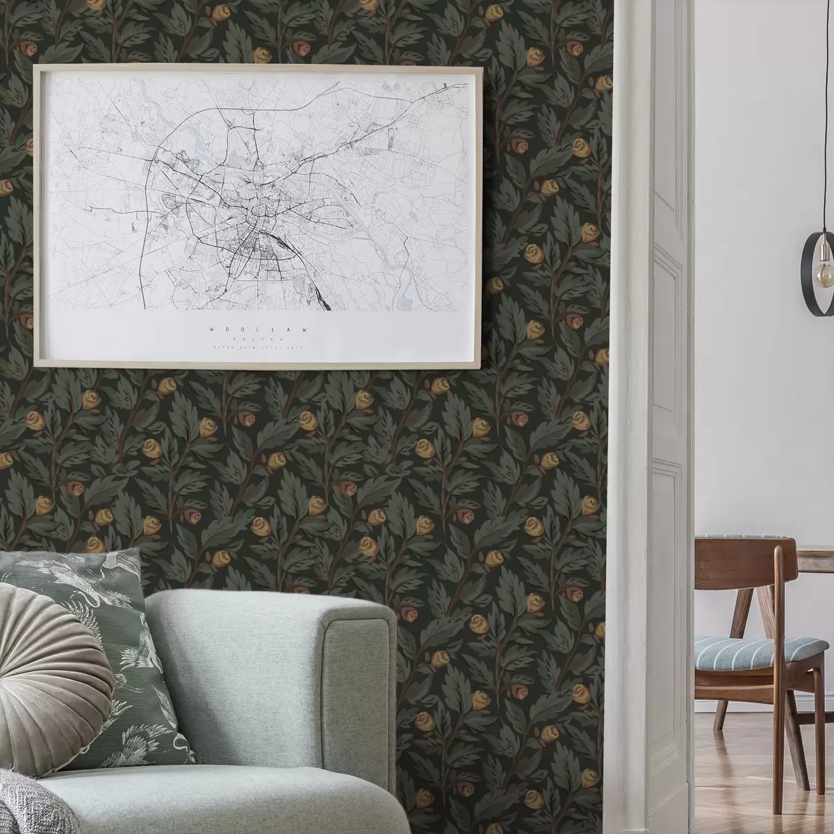 Tapetes Tumšs ziedu raksts ar dzelteniem pumpuriem un lapām a00598