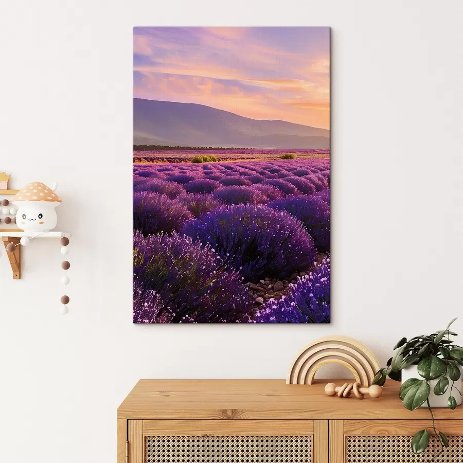 Glezna Lavandas lauki kalnu fonā s45662