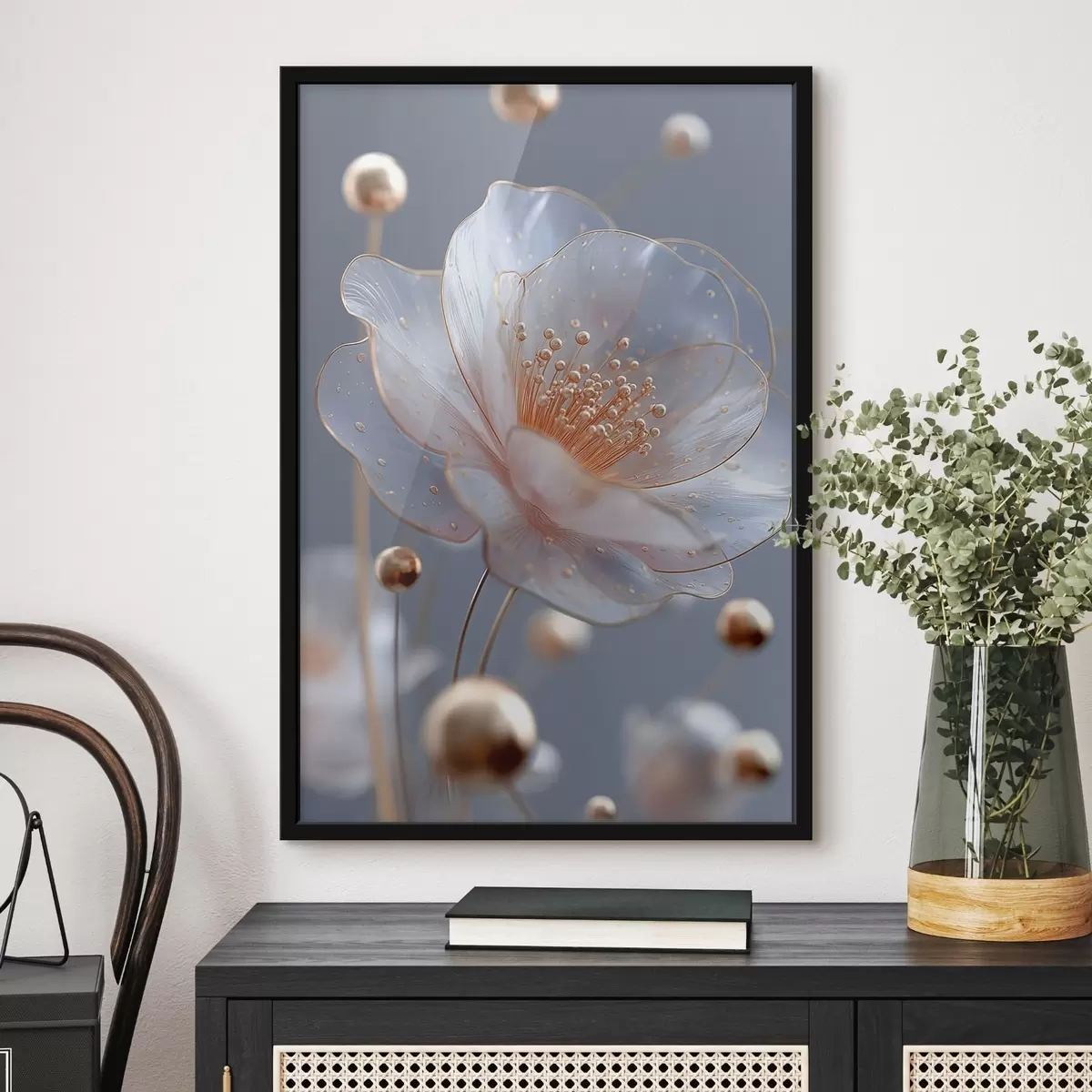 Plakāts Caurspīdīgs zieds ar vara putekšņiem uz zila fona f45880