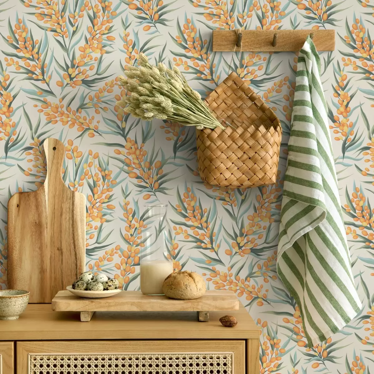 Tapetes Smiltsērkšķu zari ar oranžām ogām, gaišs fons a00792