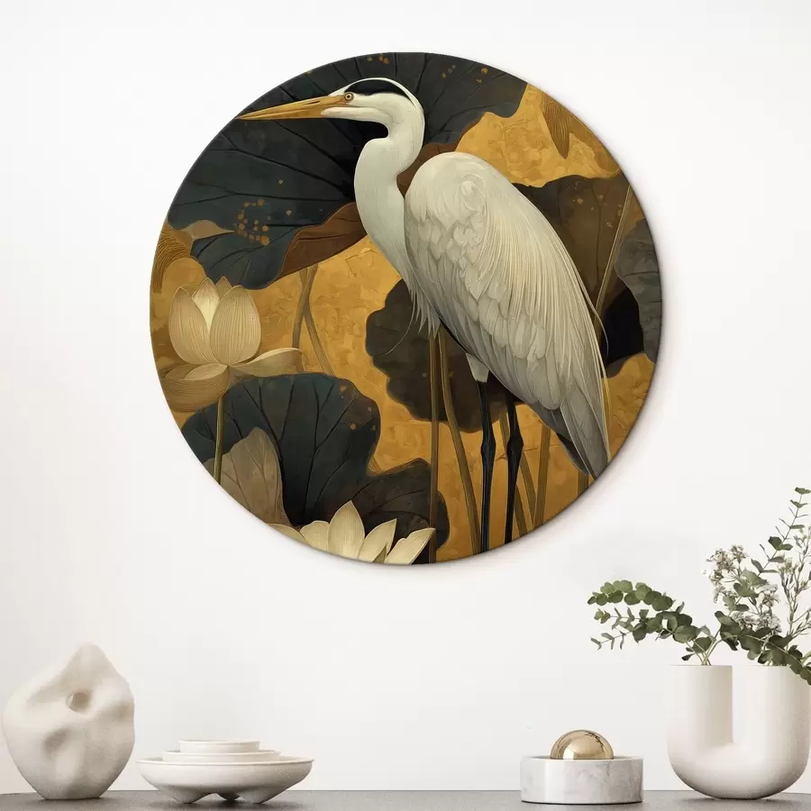 Glezna Gārnis starp lotosiem uz siltā fona r46148