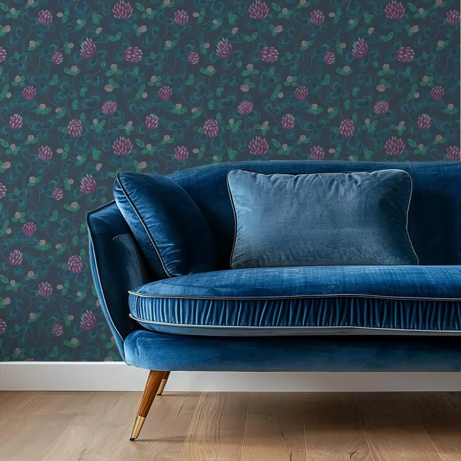 Fototapetes Āboliņš ar violeti ziediem uz tumši zila fona a00836