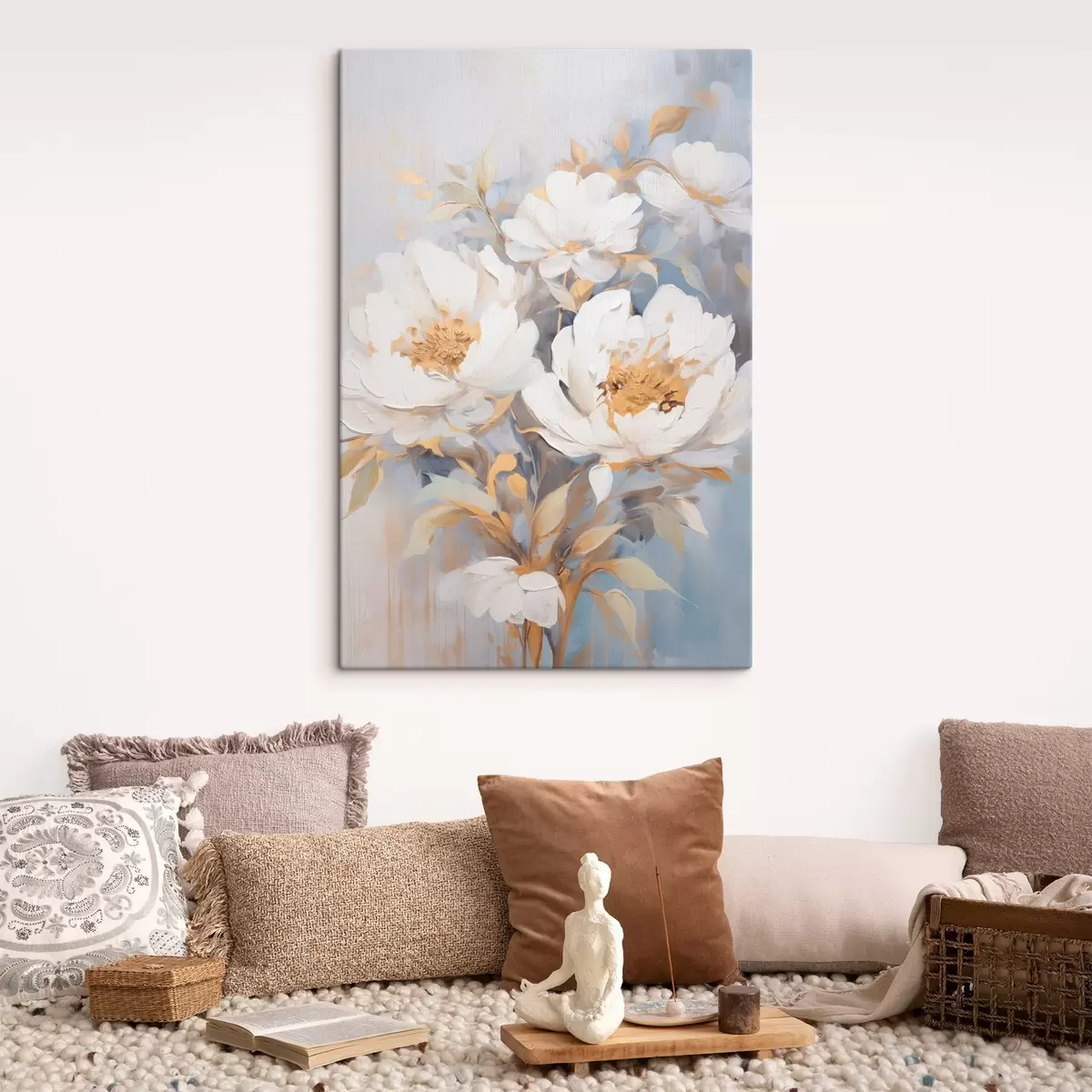 Glezna Baltas peonijas ar dzeltenu centru un lapām, maigi otas triepieni, gaiši zils fons, ziedu kompozīcija s46270