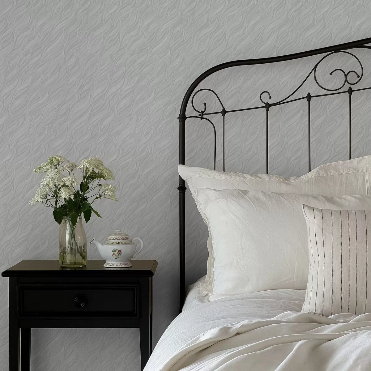 Tapetes Teksturēti, viļņoti mati, gaiši piparmētru krāsā a00688v2