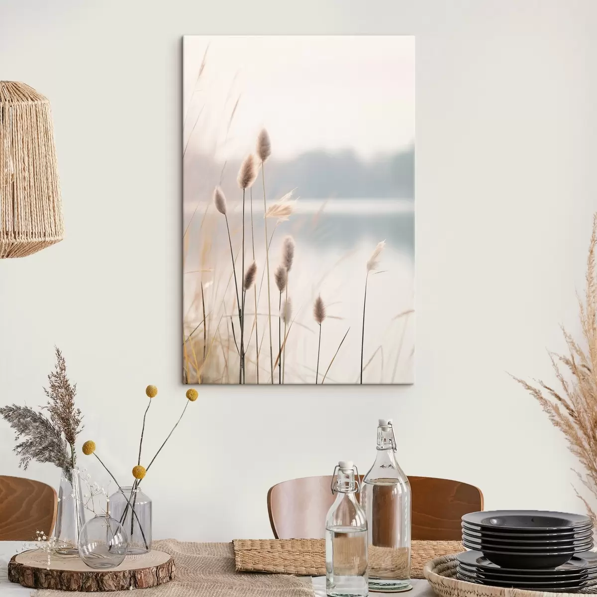 Glezna Mīkstas niedres pie miglas apklāta ezera krasta, pasteļtoņos smilškrāsas toņos s46504