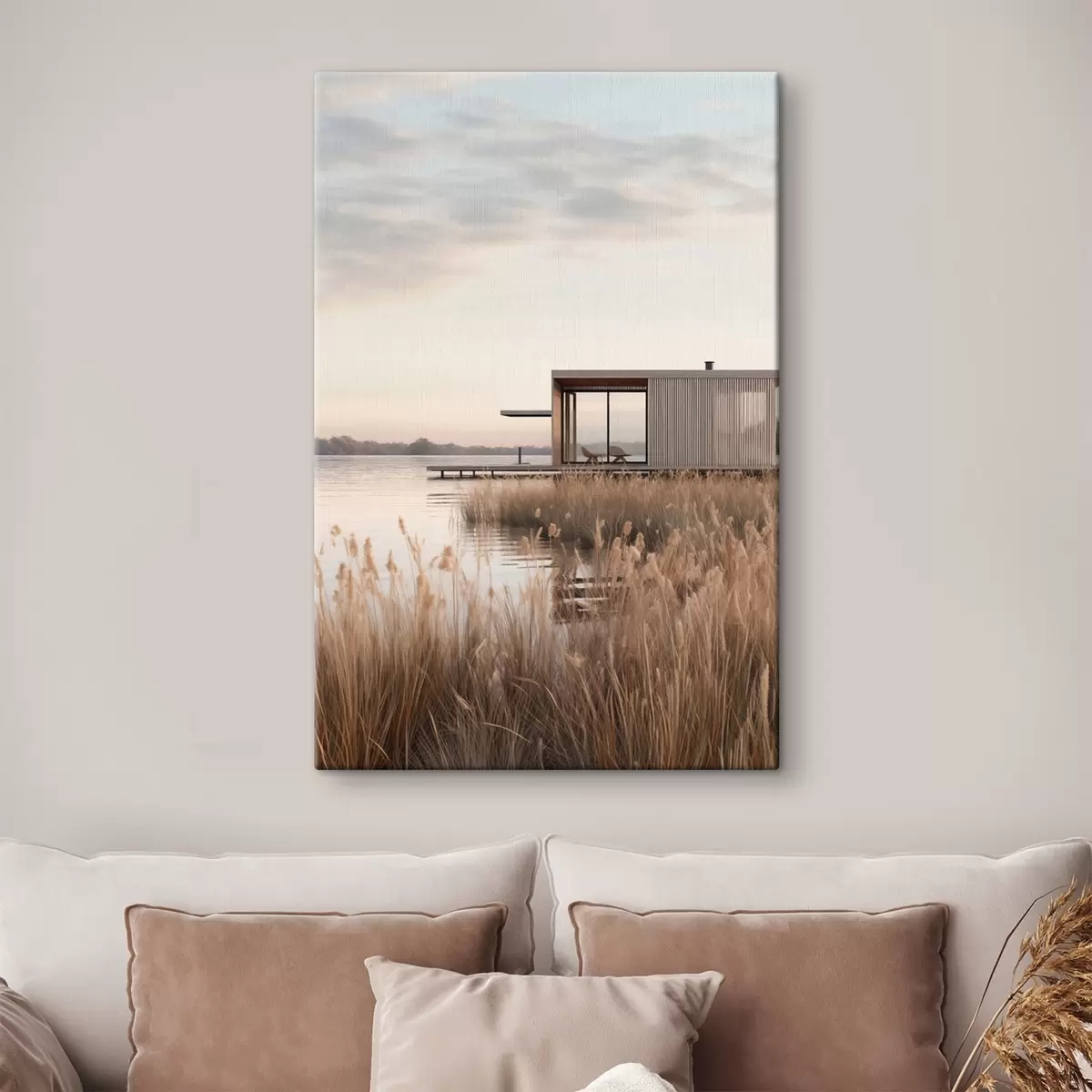 Glezna Mūsdienīga māja ezera krastā niedru vidū maigā krēslas laikā s46513
