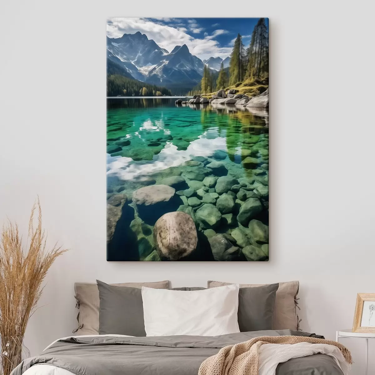 Glezna Smaragda krāsas alpīns ezers ar klintīm zem tā un augstiem virsotnēm s46515