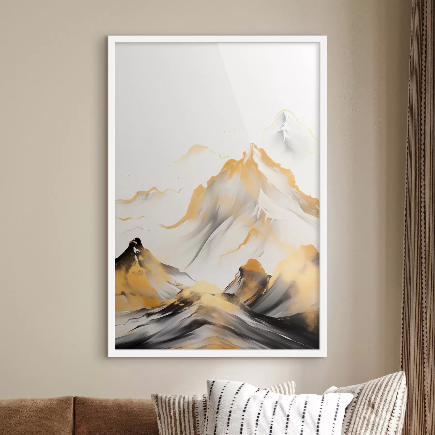 Fototapetes Teksturēti dzelteni un melni kalni ar sniegotiem virsotnēm, tušas gleznojuma stils, minimālisma stila kalnu grēda f46683