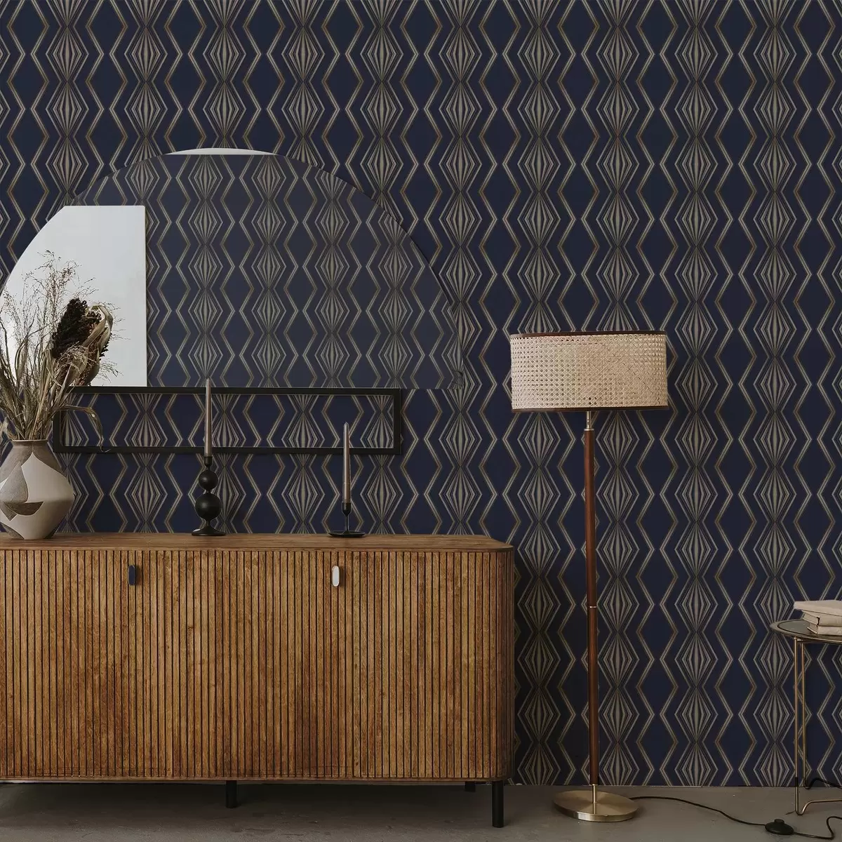 Tapetes Tumši zils fons ar ģeometriskiem rombiem un zigzagu motīviem a00974v2