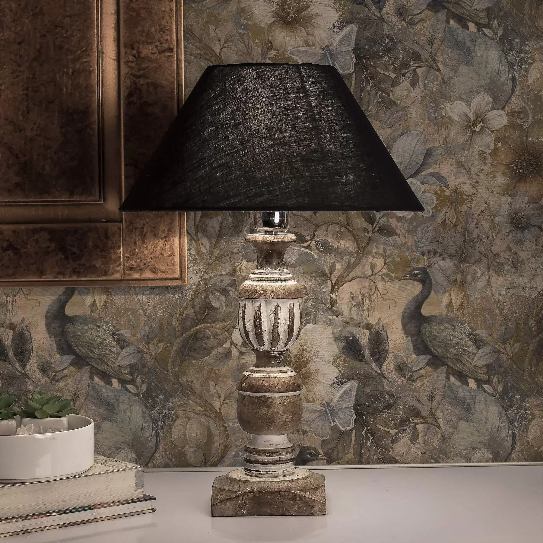 Fototapetes Senatnīgs ziedu kolāža ar pāvām un tauriņiem a00897