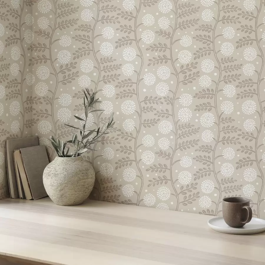 Fototapetes Bēša krāsas stublāji ar baltiem pūkainiem ziediem un maigiem punktiņiem a00997