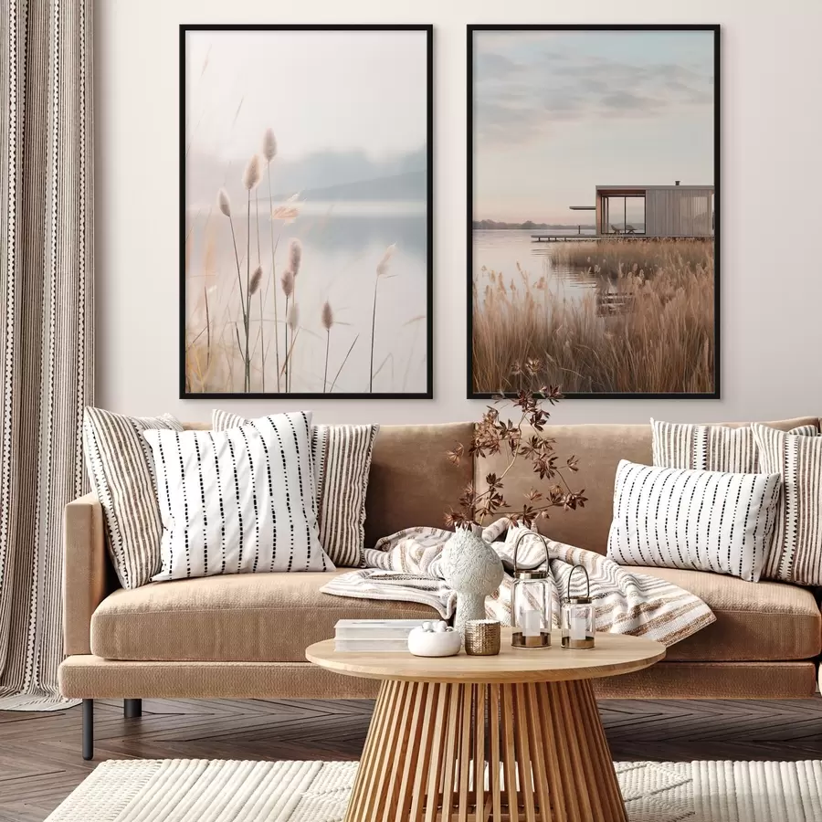 Fototapetes Mīkstas niedres pie rāma ezera un moderna māja krastā d00970