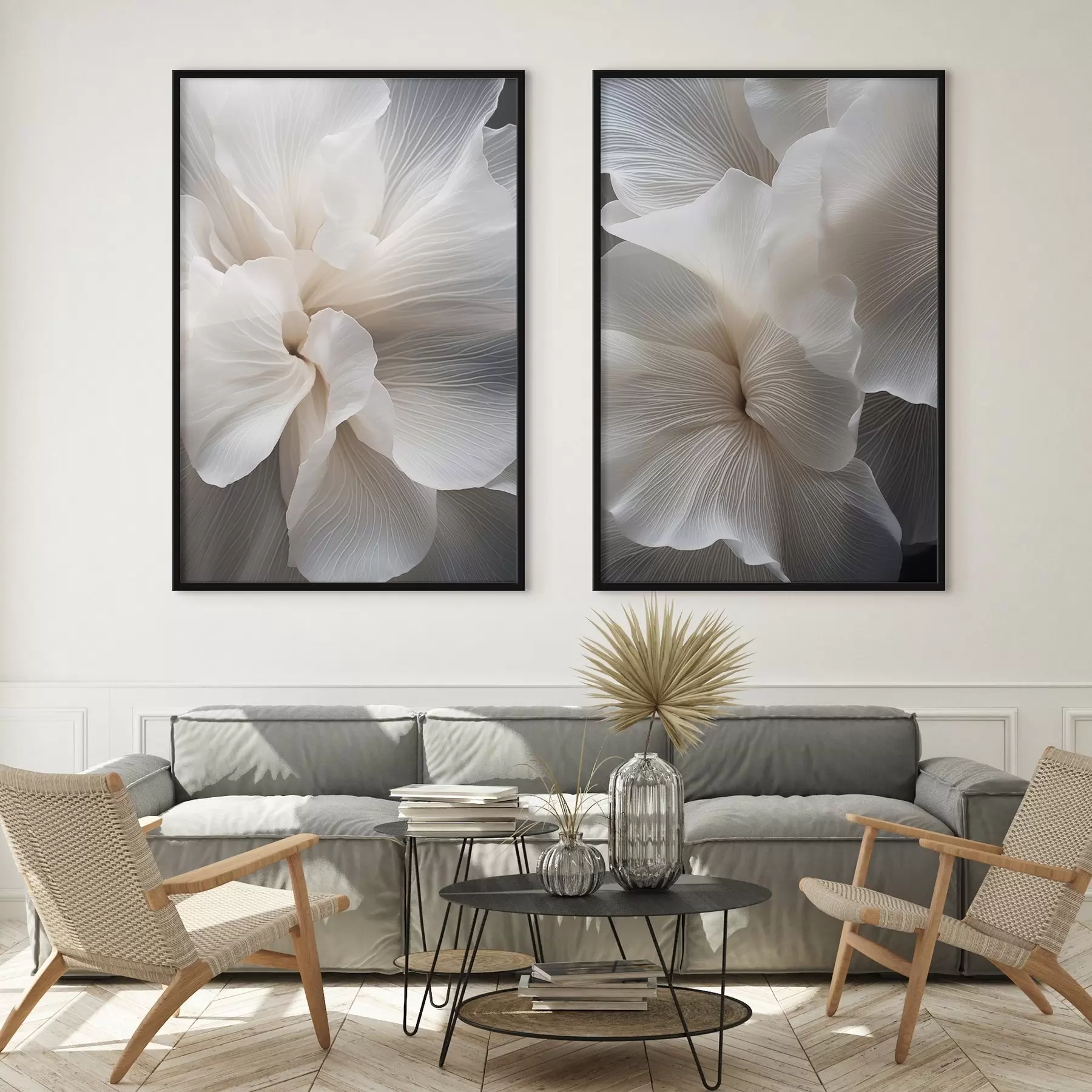 Fototapetes Tuva uzņēmuma delikātiem abstraktiem baltiem ziedlapiem ar sarežģītām līnijām un izplūdušu tumšu fonu d01117