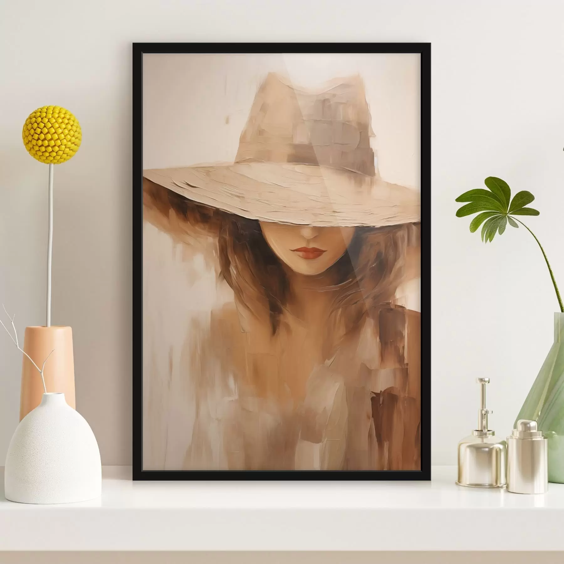 Fototapetes Sieviete cepurē ar siltām abstraktajām līnijām f47312