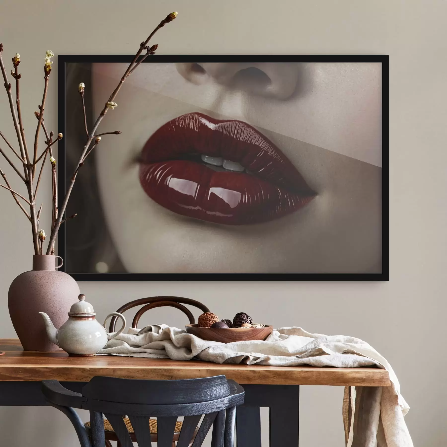 Fototapetes Ļoti tuvu uzņemts skats uz spīdīgām sarkanām lūpām f47772