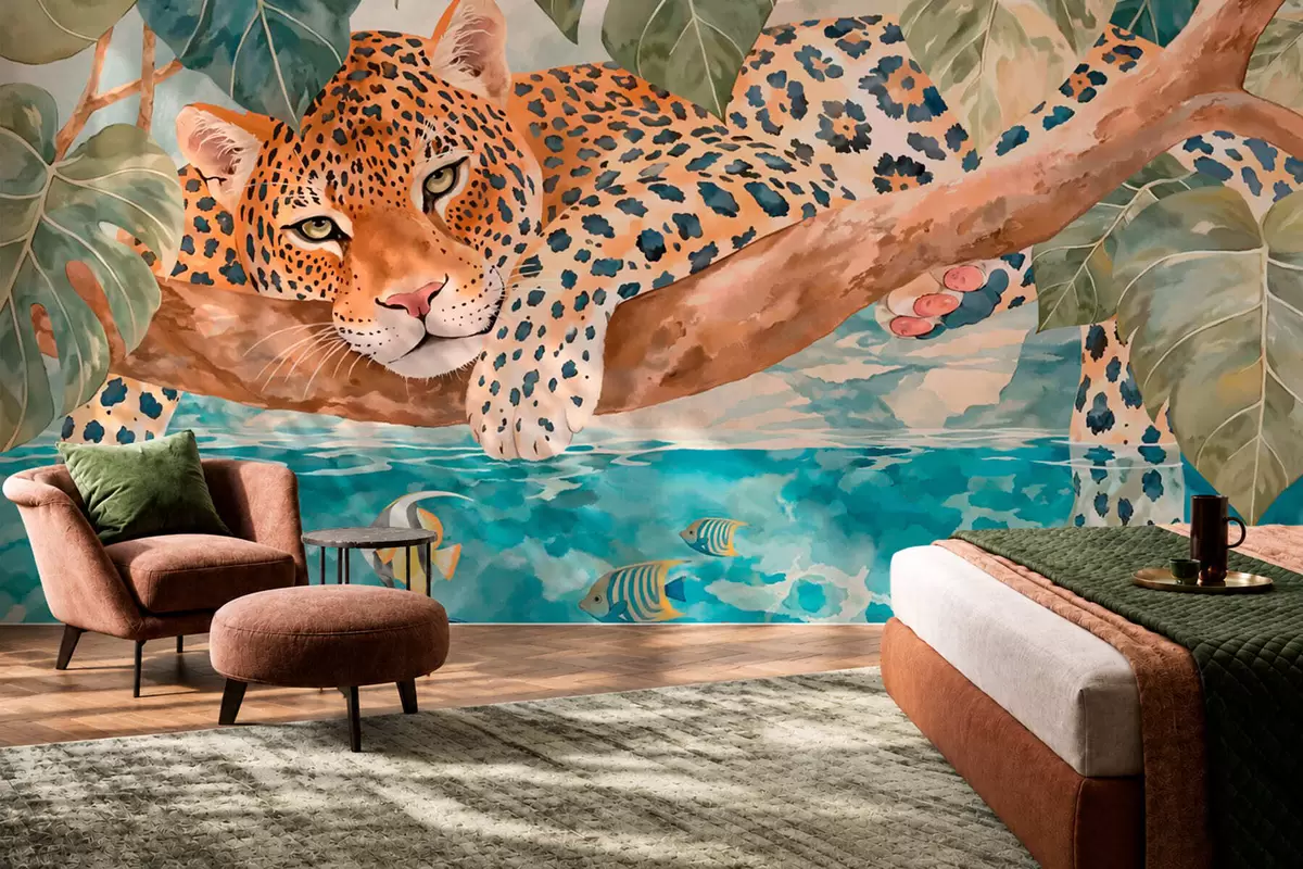 Fototapetes Leopards uz zara virs ūdens kopā ar krāsainām zivīm w05954