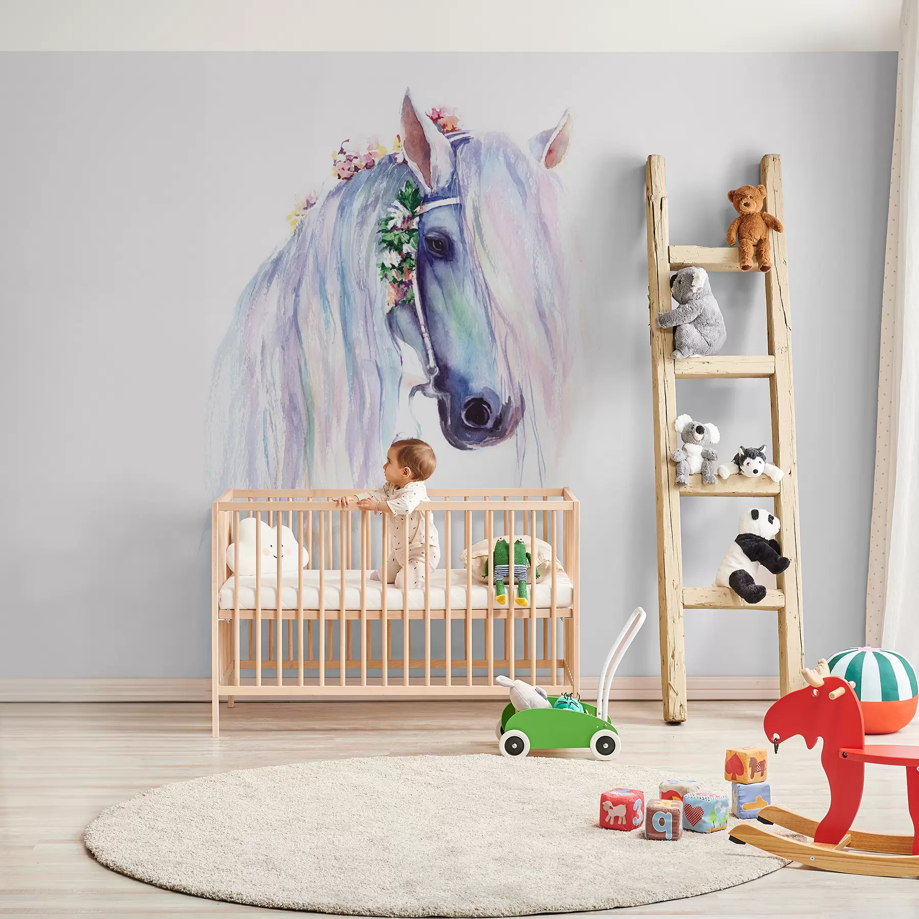 Glezna Zils zirgs ar ziediem krēpēs u93591