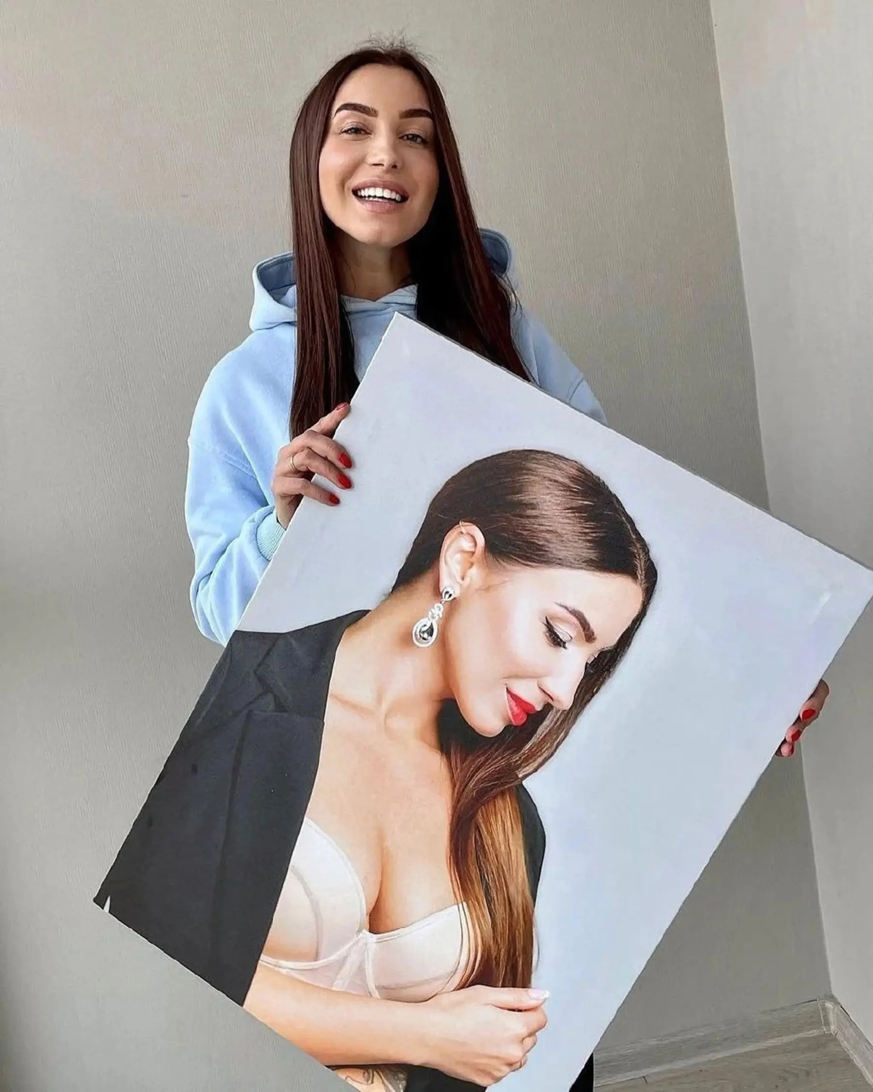 Glezna Āda, pleci un smaids s31863