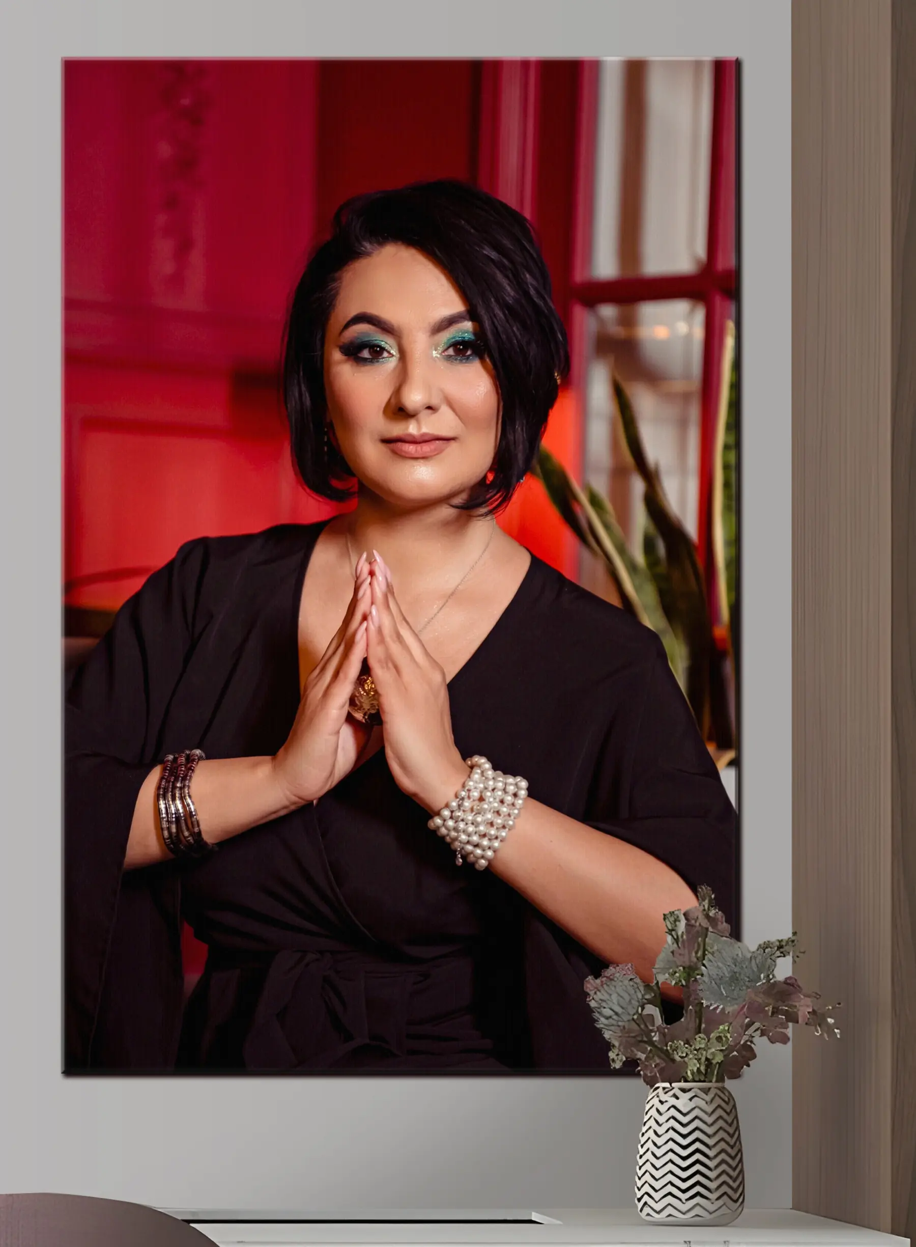 Glezna Lūpas, skropstas un kakls s33331