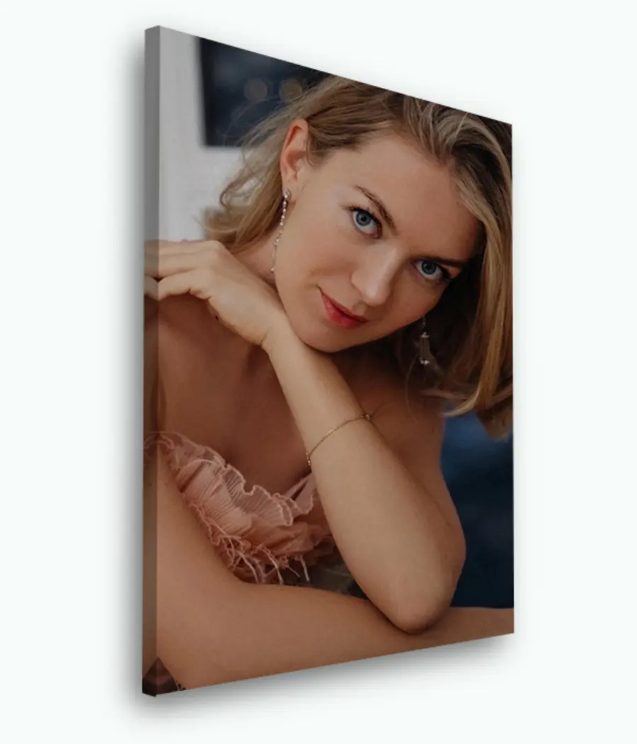 Glezna Mati, acis un smaids s33413