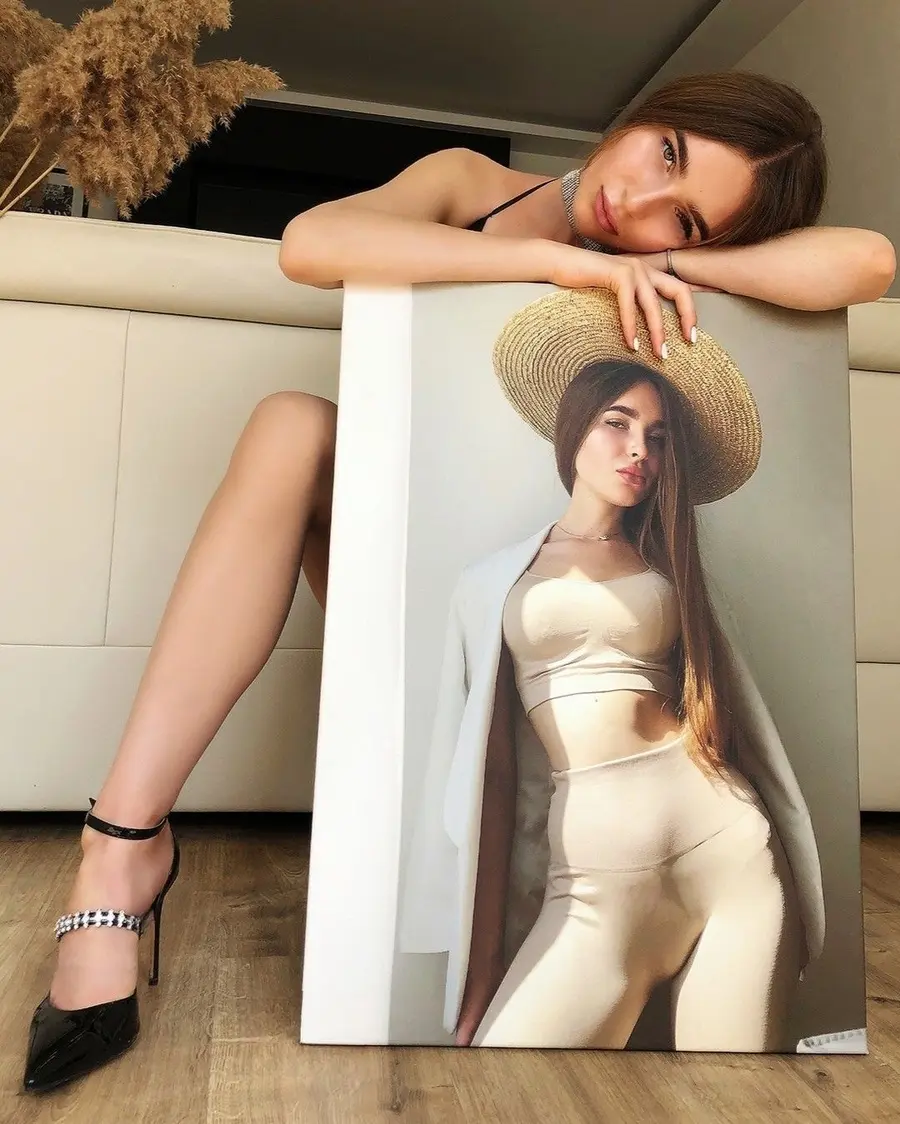 Glezna Locītavas, kurpes un balts s34705